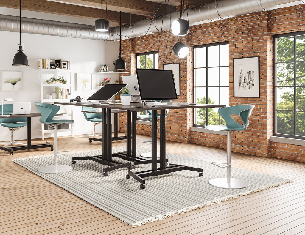 ergonomic office space of an e commerce business owner
